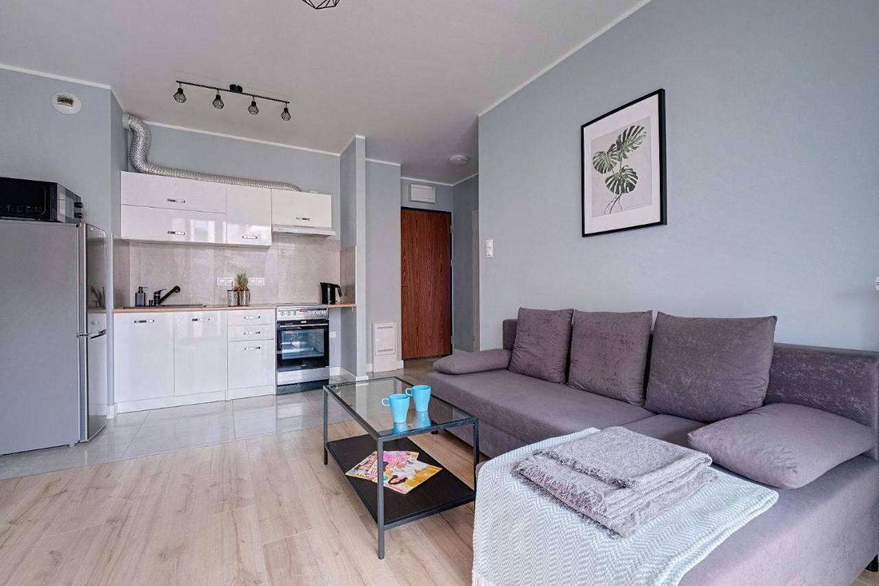 2Br Apt Strzelecka 24 With Balcony Apartman Varsó Kültér fotó